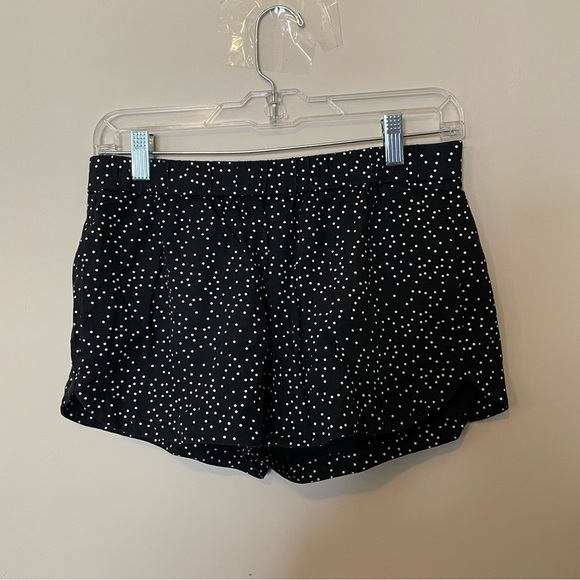 Madewell Black Polka Dot Drapey Pull-On Shorts - Picture 3 of 8
